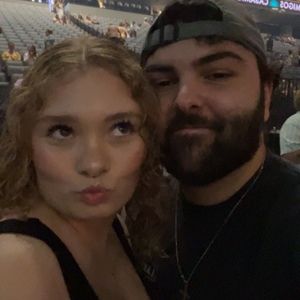 Meet your Posher, Madelyn